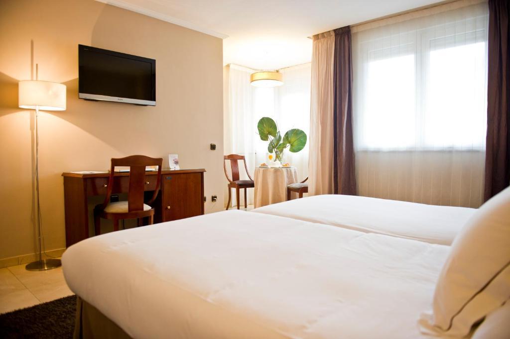 Hotel San Pedro Langreo Phòng bức ảnh