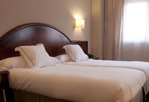 Hotel San Pedro Langreo Ngoại thất bức ảnh
