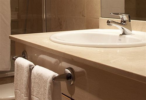 Hotel San Pedro Langreo Ngoại thất bức ảnh